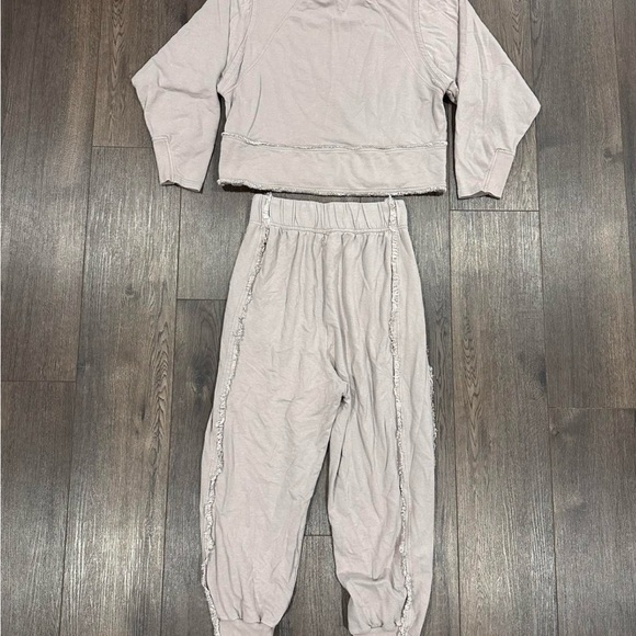 Free People lounge set - Picture 1 of 5